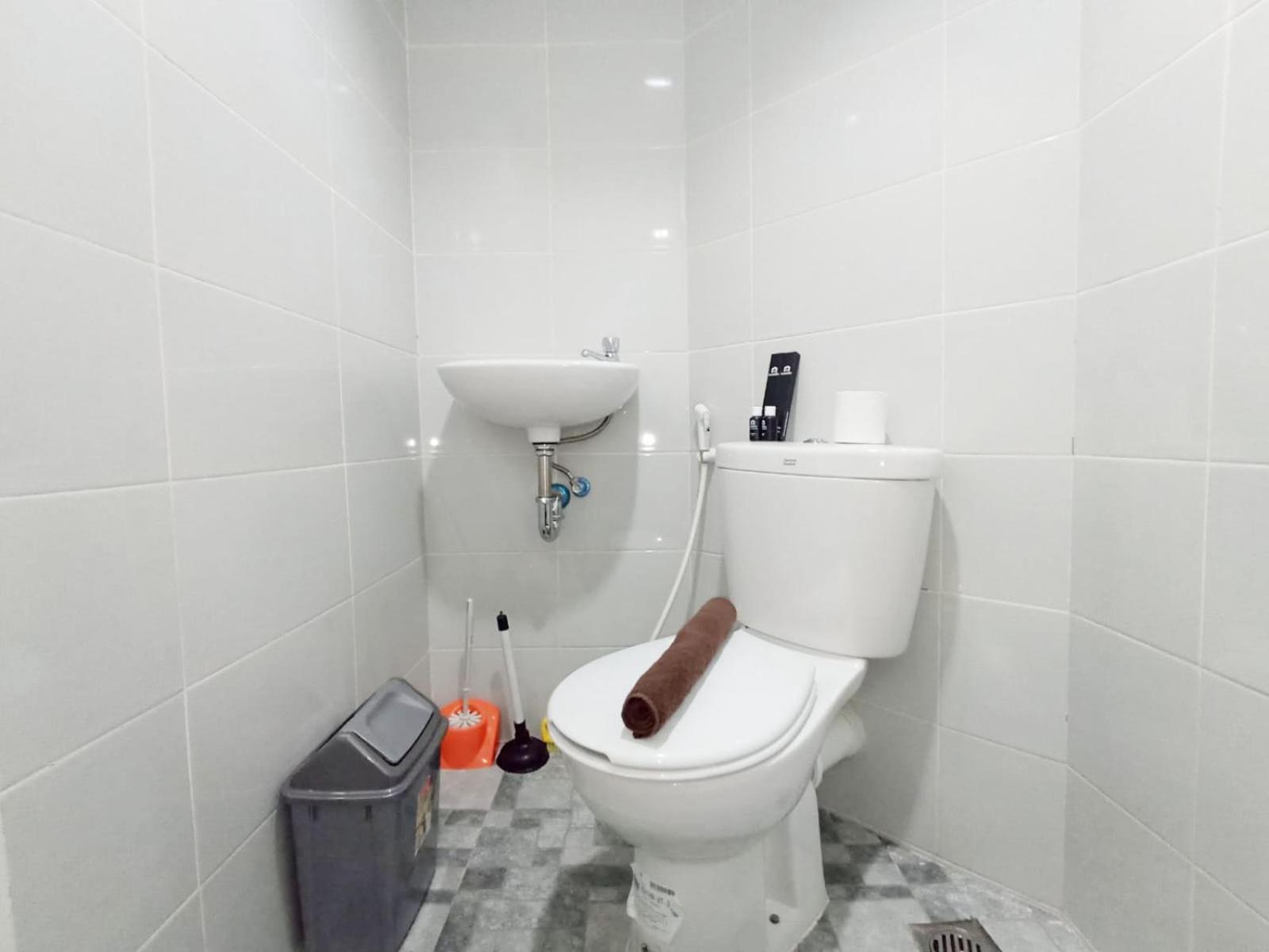 Apartemen And Homey Amartha View By Travelio